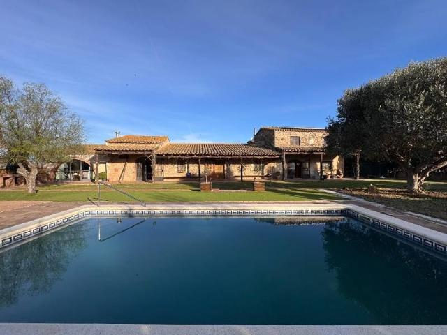 Finca rústica en Venta en Albons