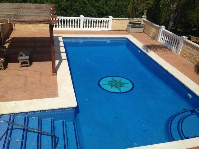 Finca rústica en Venta en Álora