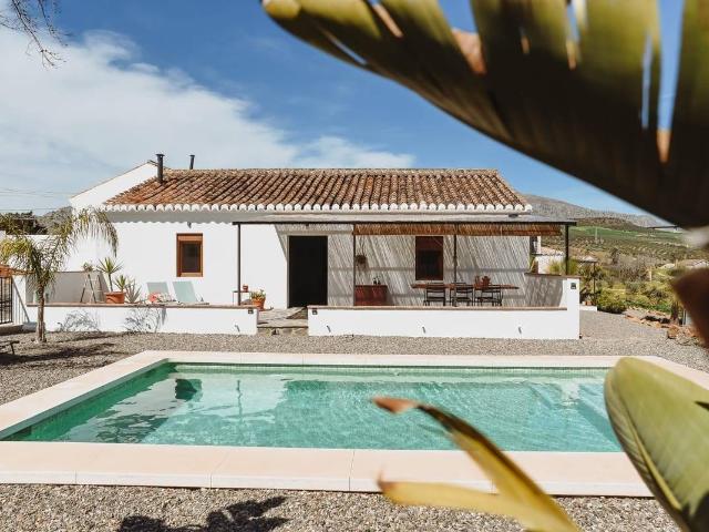 Finca rústica en Venta en Álora