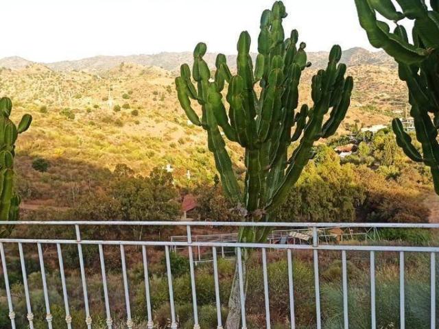 Finca rústica en Venta en Almogía