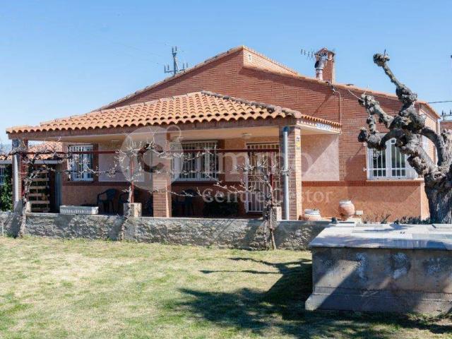 Finca rústica en Venta en Almenar