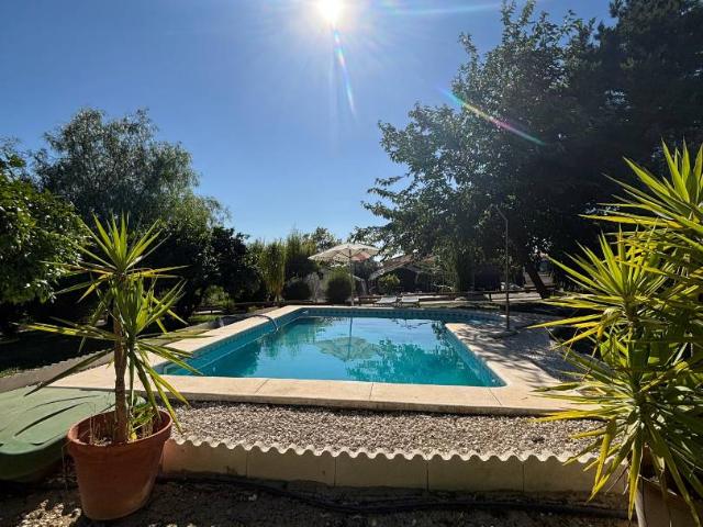 Finca rústica en Venta en Almensilla