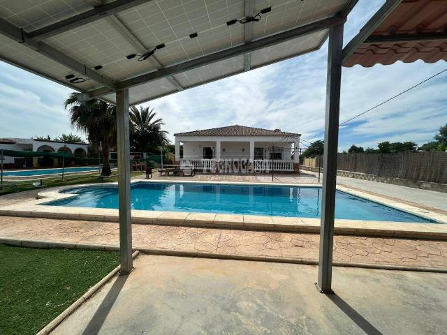 Finca rústica en Venta en Arahal
