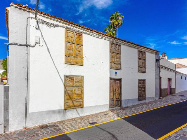 Finca rústica en Venta en Arona pueblo