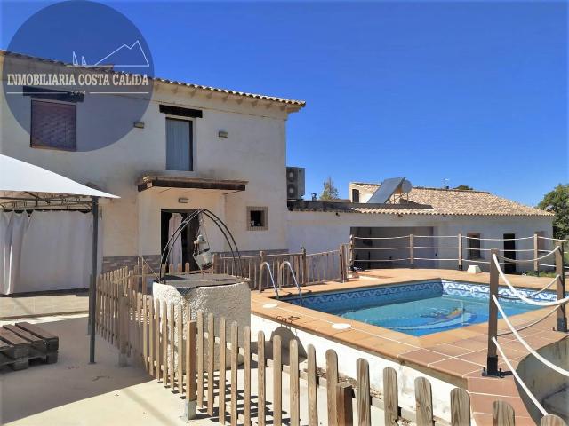 Finca rústica en Venta en Baza