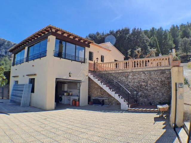 Finca rústica en Venta en Benimeli