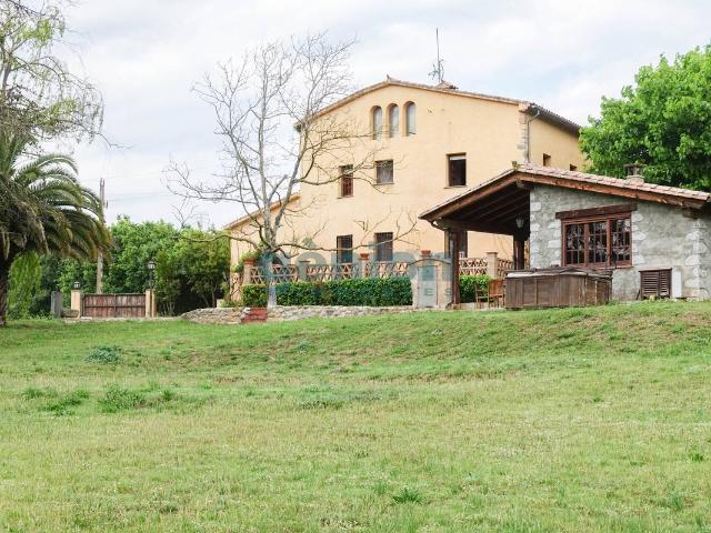 Finca rústica en Venta en Bescanó