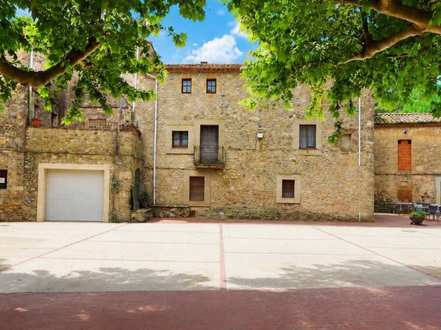 Finca rústica en Venta en Boadella i les Escaules