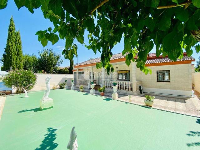 Finca rústica en Venta en Cubillas de Santa Marta