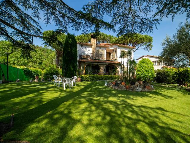 Finca rústica en Venta en Caldes de Malavella