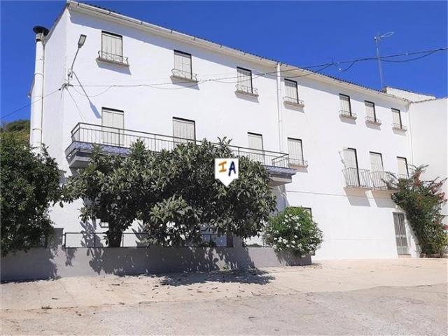 Finca rústica en Venta en Castillo de Locubín