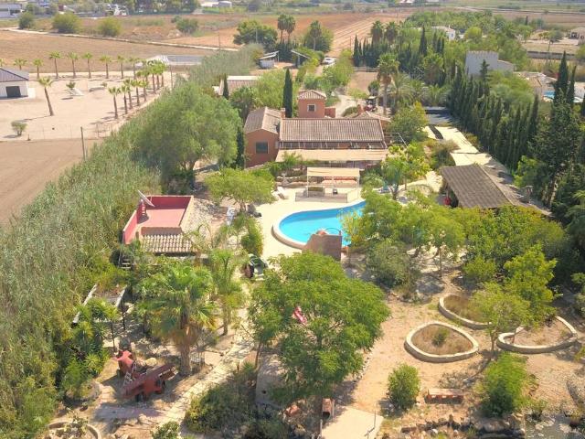 Finca rústica en Venta en Catral
