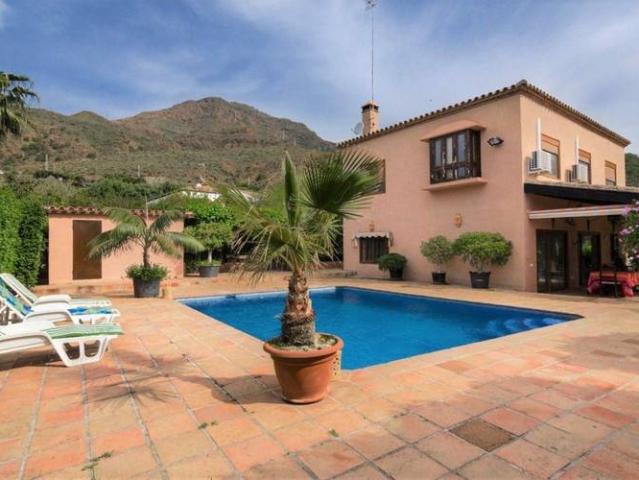 Finca rústica en Venta en Centro