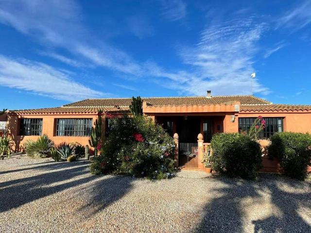 Finca rústica en Venta en Centro