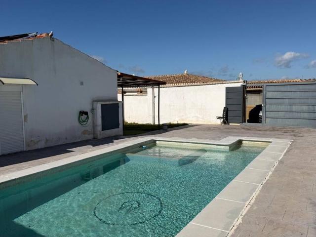 Finca rústica en Venta en Chimeneas