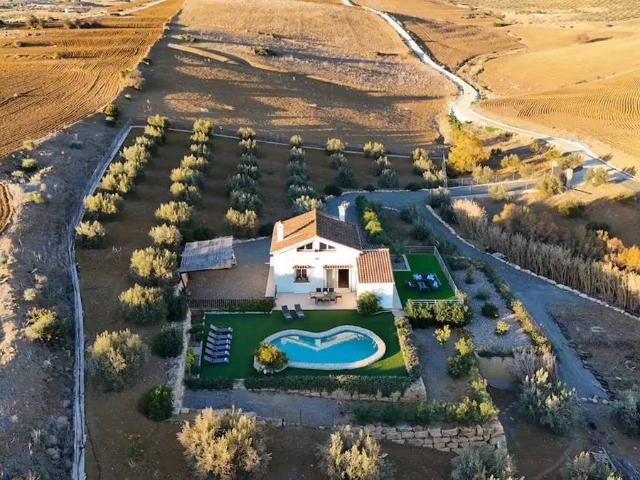 Finca rústica en Venta en Coín