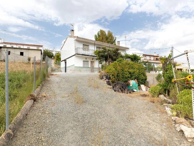 Finca rústica en Venta en Colomera