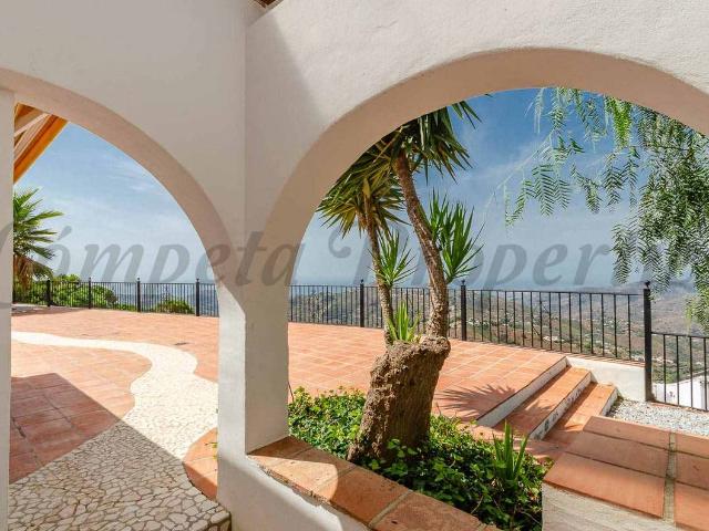 Finca rústica en Venta en Cómpeta