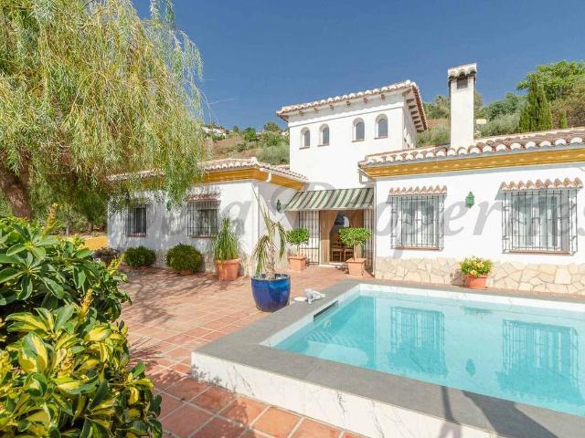 Finca rústica en Venta en Cómpeta