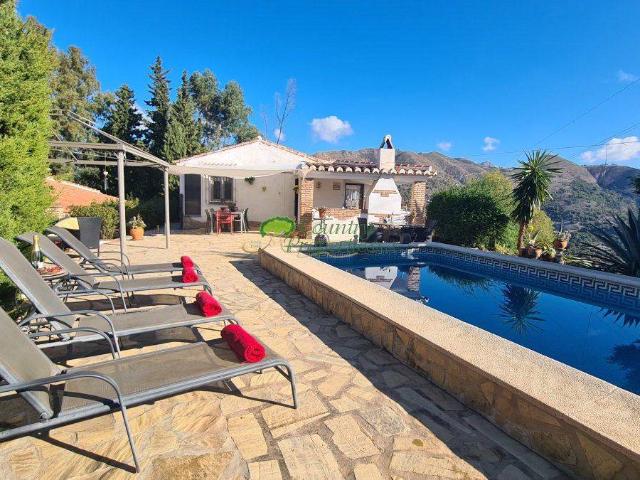 Finca rústica en Venta en Cómpeta
