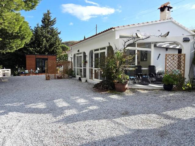 Finca rústica en Venta en Cómpeta