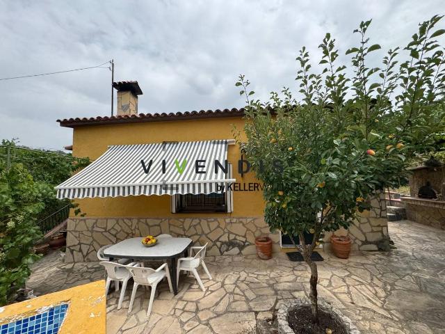 Finca rústica en Venta en Corbera de Llobregat