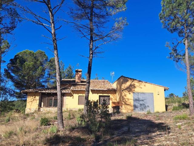 Finca rústica en Venta en Cortes de Pallás