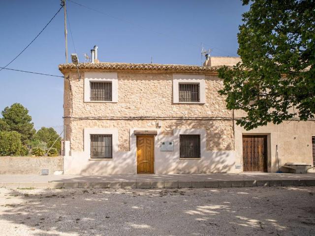 Finca rústica en Venta en El Pinós / Pinoso