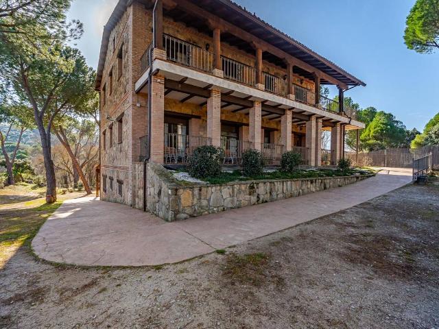 Finca rústica en Venta en El Tiemblo