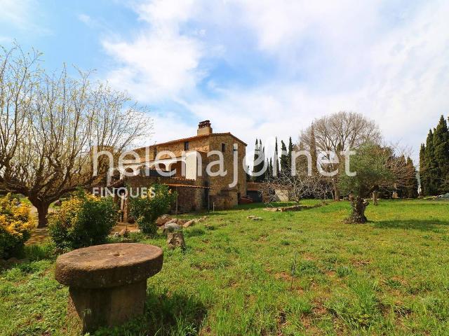 Finca rústica en Venta en Fenals