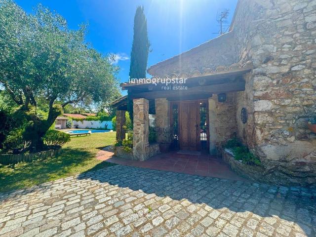Finca rústica en Venta en Fenals