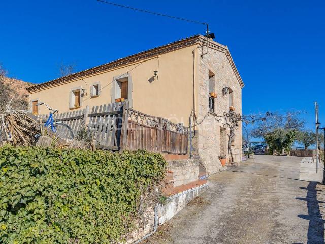 Finca rústica en Venta en Fonollosa