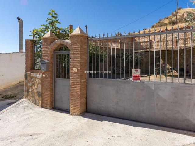 Finca rústica en Venta en Guadix