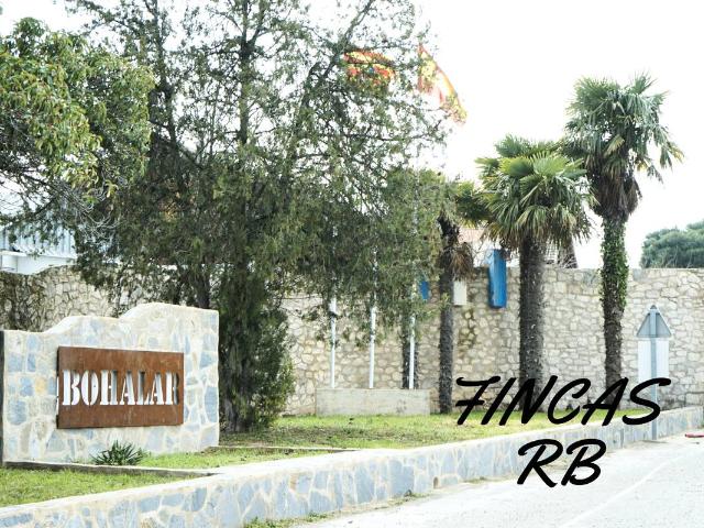 Finca rústica en Venta en Garrapinillos