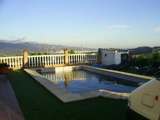 Finca rústica en Venta en Iznate
