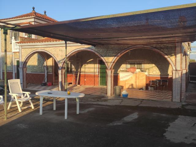Finca rústica en Venta en La Algaba