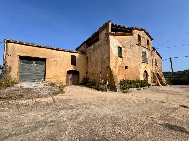 Finca rústica en Venta en La Bisbal d'Empordà
