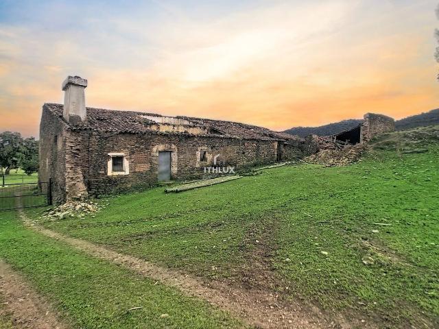 Finca rústica en Venta en La Codosera