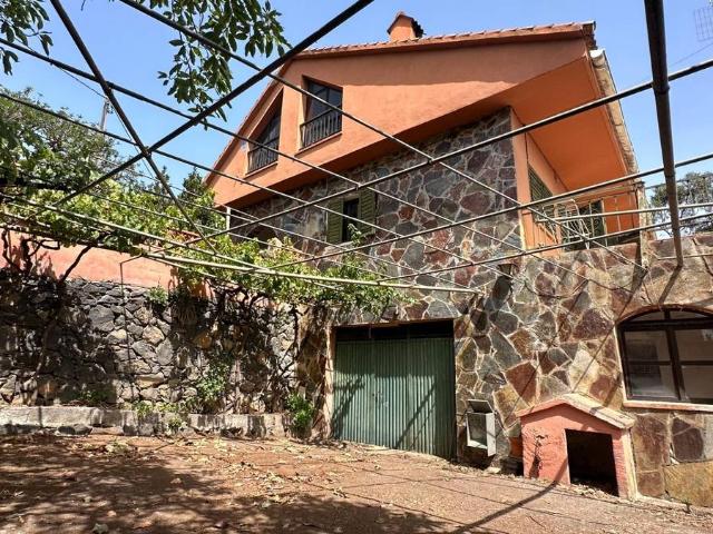 Finca rústica en Venta en La Esperanza Llano del Moro