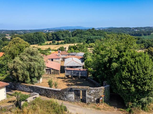 Finca rústica en Venta en Lalín