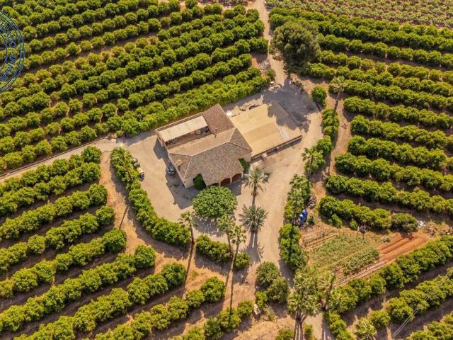 Finca rústica en Venta en L'Énova