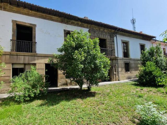 Finca rústica en Venta en Lena