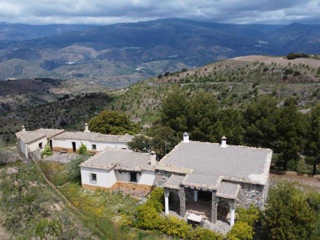 Finca rústica en Venta en Lobras