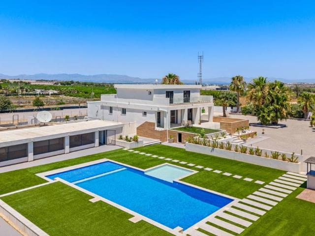 Finca rústica en Venta en Los Montesinos