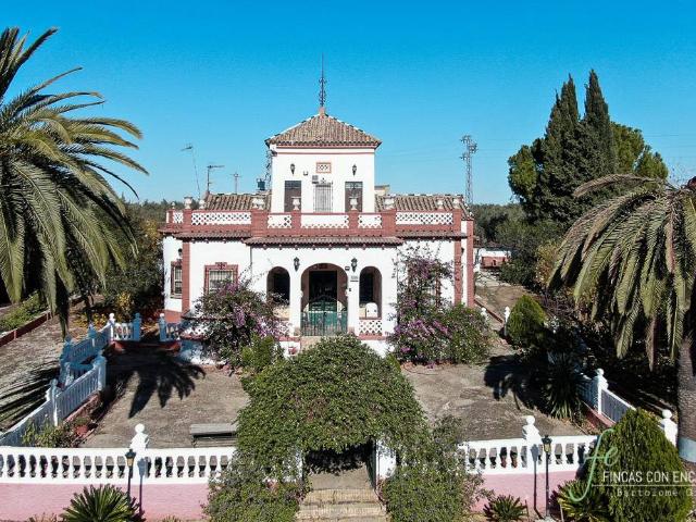 Finca rústica en Venta en Puente Genil