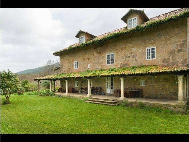 Finca rústica en Venta en Padrón