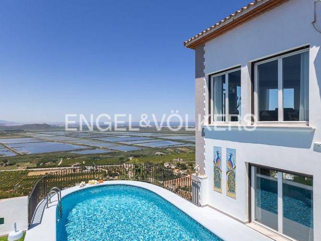 Finca rústica en Venta en Pego