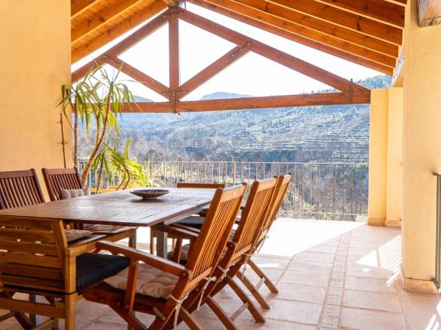 Finca rústica en Venta en Penàguila