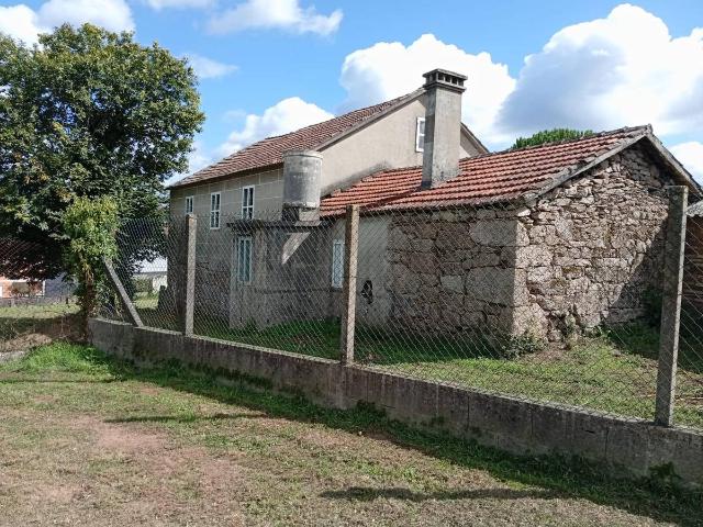 Finca rústica en Venta en Ponteareas