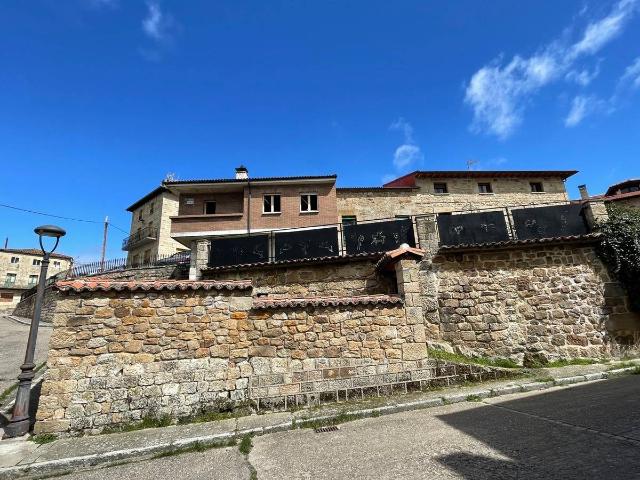 Finca rústica en Venta en Regumiel de la Sierra